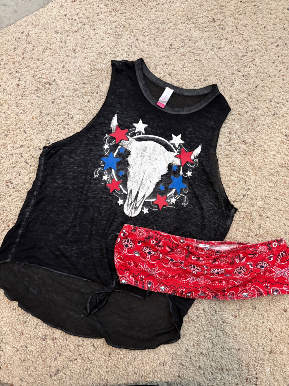 No Boundaries Black Tank Top with Patriotic Skull Graphic